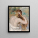 Blonde, das ihre Haare flechtet - Pierre-Auguste Renoir — gerahmtes Bild an der Wand
