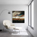 Abstraktes Poster – Hängender Glanz | Surrealistische Wandposter mit Blumenfeld und texturiertem Himmel