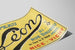 Vintage-Poster Chapeau Léon - 21 Rue Daunou Paris — Ansicht des Kunstwerks