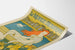 Vintage-Poster Le Monde Moderne - Wanddekoration Mai mit Schwänen und Frau mit gelben Iris