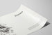 Minimalistischer Poster Subpoena - Wanddekoration Text Schwarz und Weiß — Ansicht des Kunstwerks